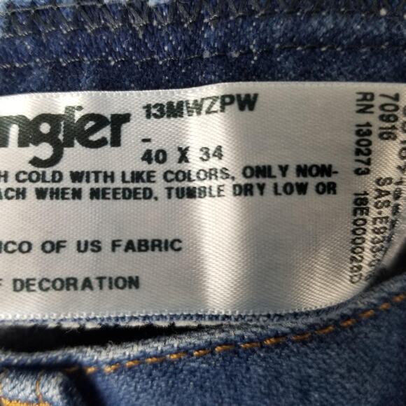 Wrangler Jeans Mens 40x34 Blue Cowboy Cut Original Fit Straight Leg Denim 13MWZ - Picture 13 of 13